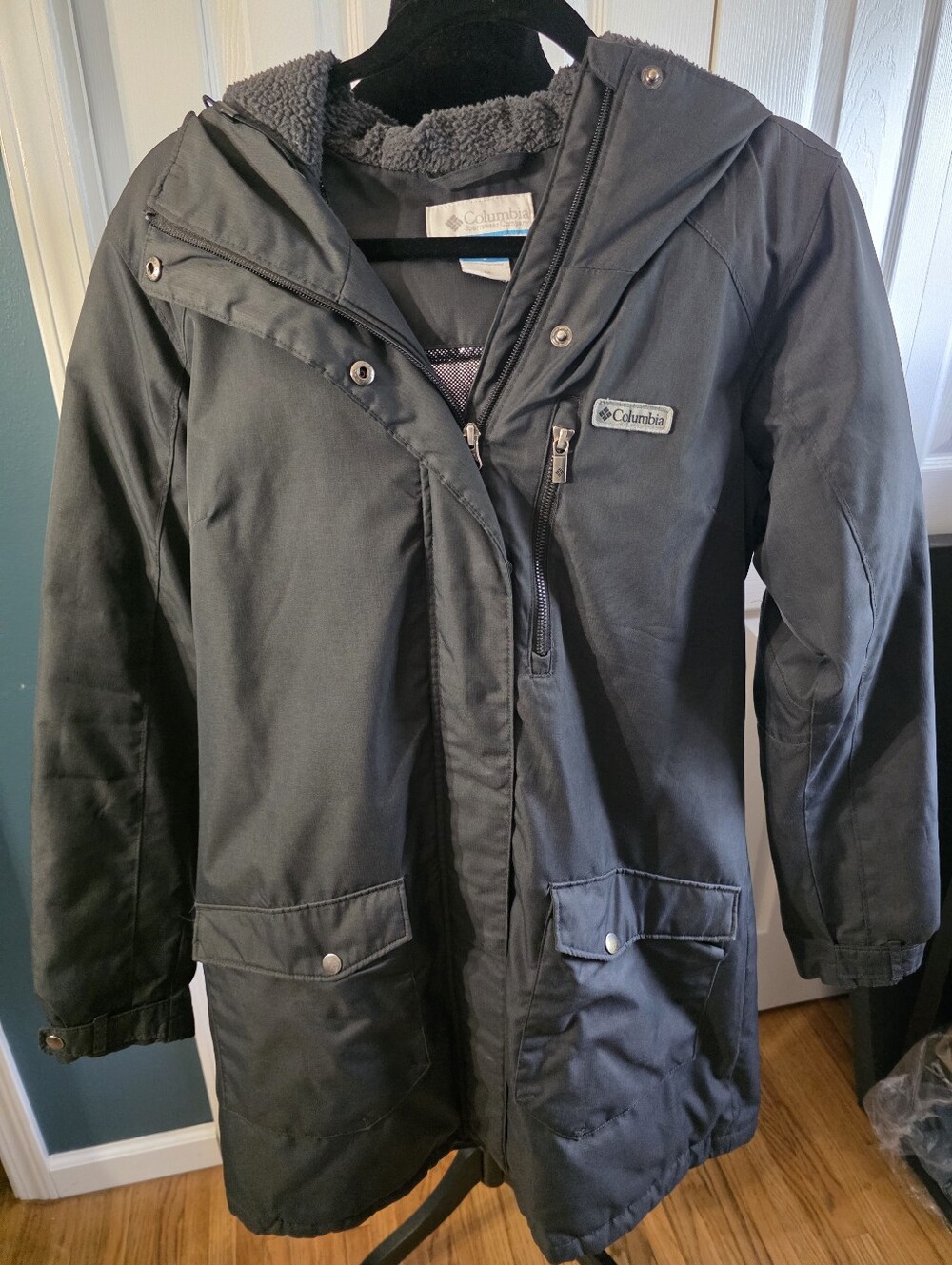 Columbia M Women's Dark Gray Omni-Heat Winter Coat